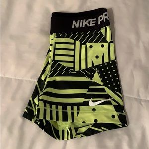 NIKE PRO SPANDEX
